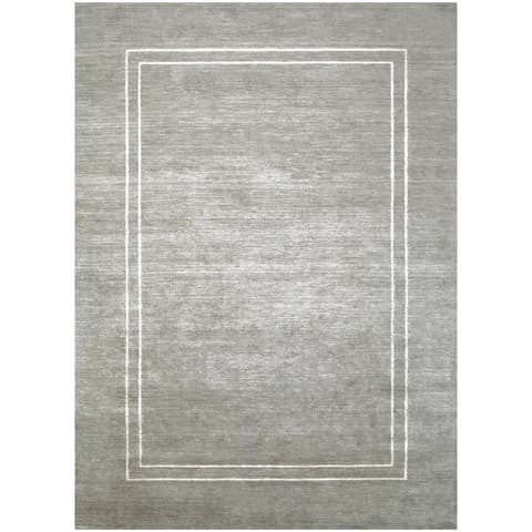 Colin Alba carpets in white and grey, shown in a product top view as image 1
