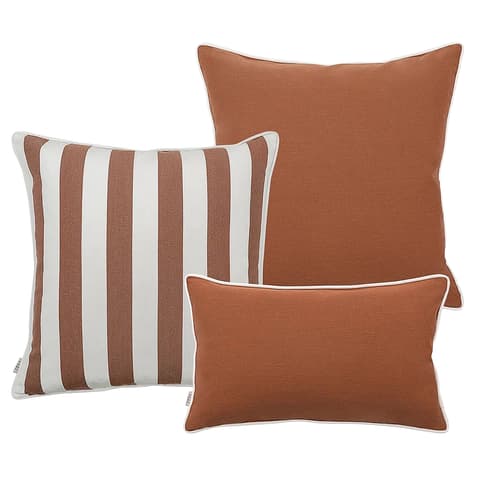 Hisao Bundle outdoor bundles in rust, shown in a product as image 1