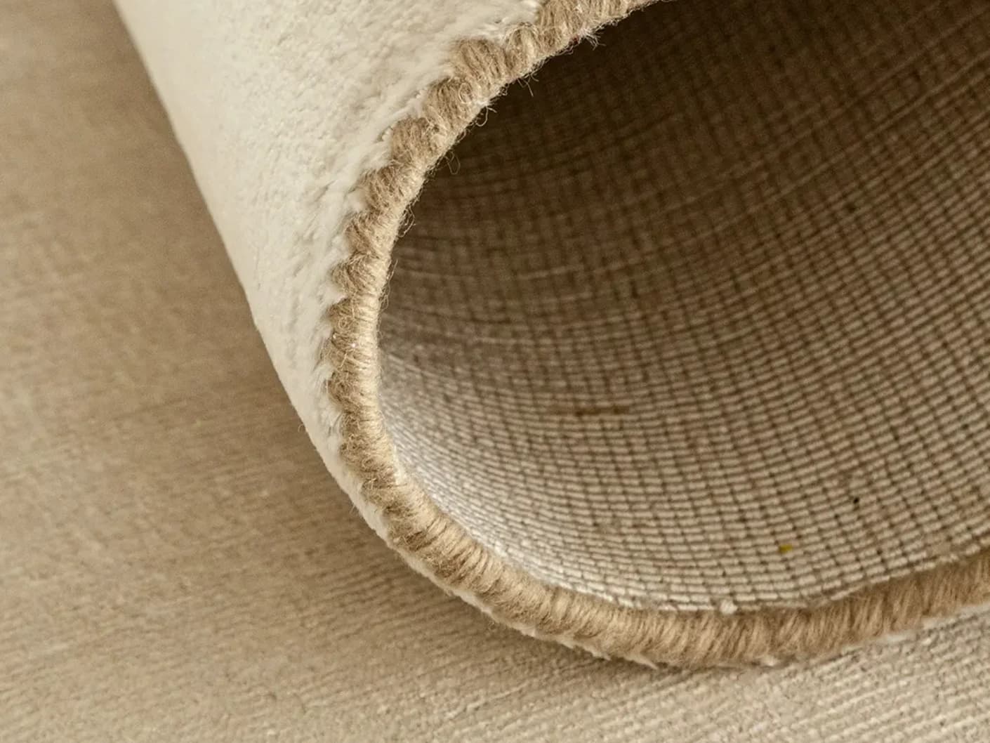 Scarlette Sandy carpets in beige and gold, shown in a lifestyle front view as image 2
