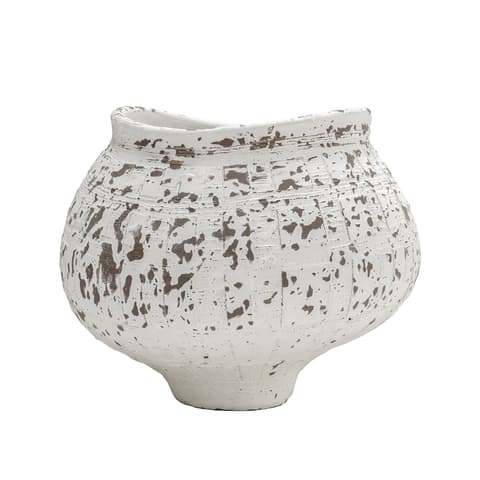 Miraflora Arneson vases in white and grey, shown in a product front view as image 1