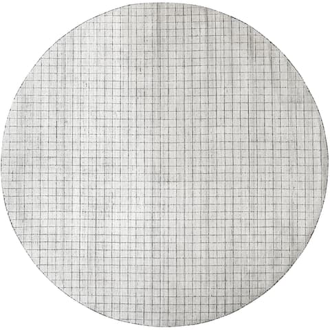 Taylor Bianca carpets in black and white, shown in a product top view as image 1